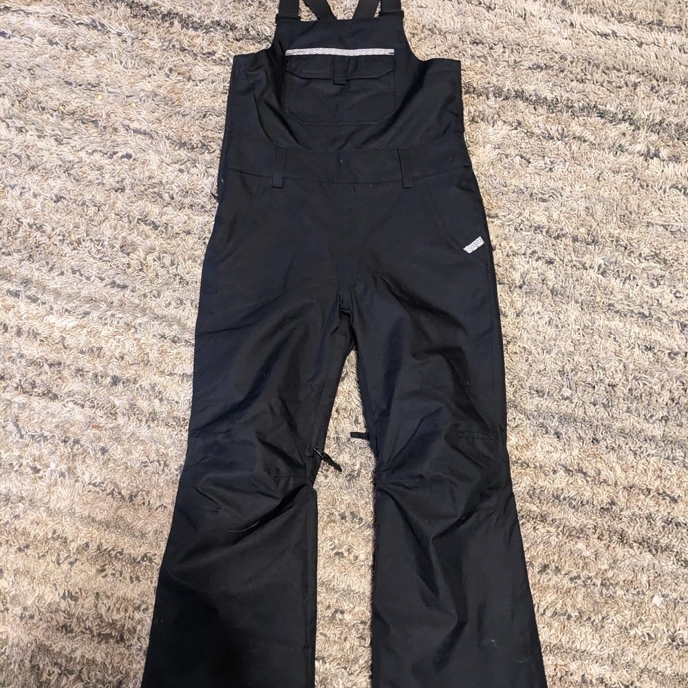 Girls Roxy Black Snow Bibs. Worn Twice Like New